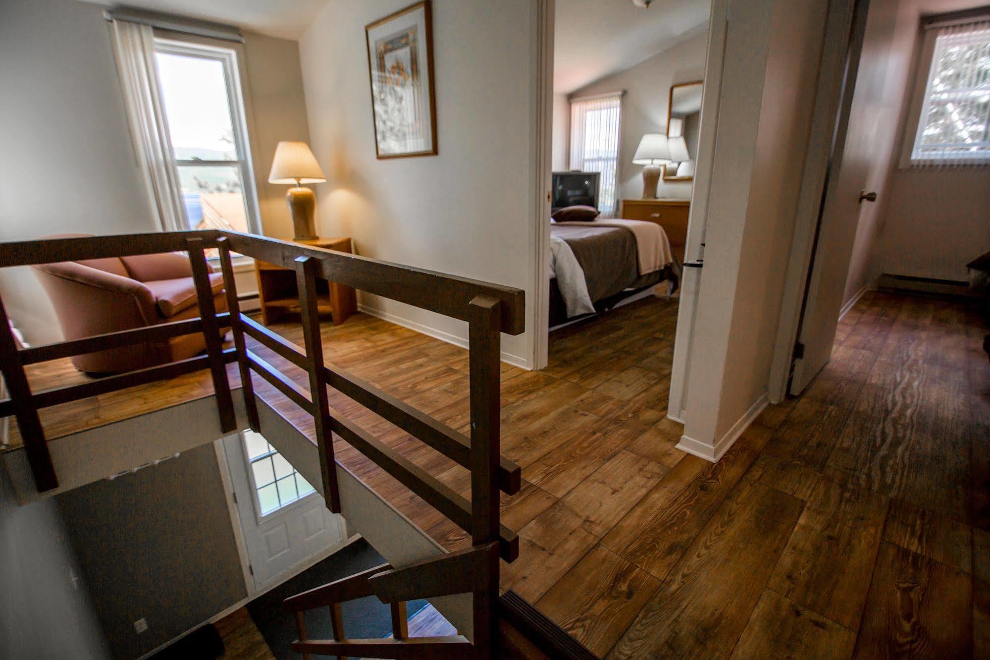 Chalets Condos Sur Le Fjord LʼAnse-Saint-Jean Zewnętrze zdjęcie